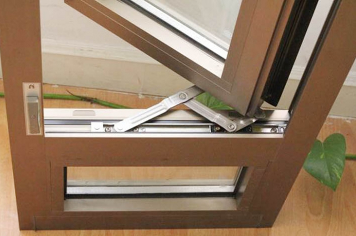 简信铝材：隔热型材的节能建筑门窗发展特点
